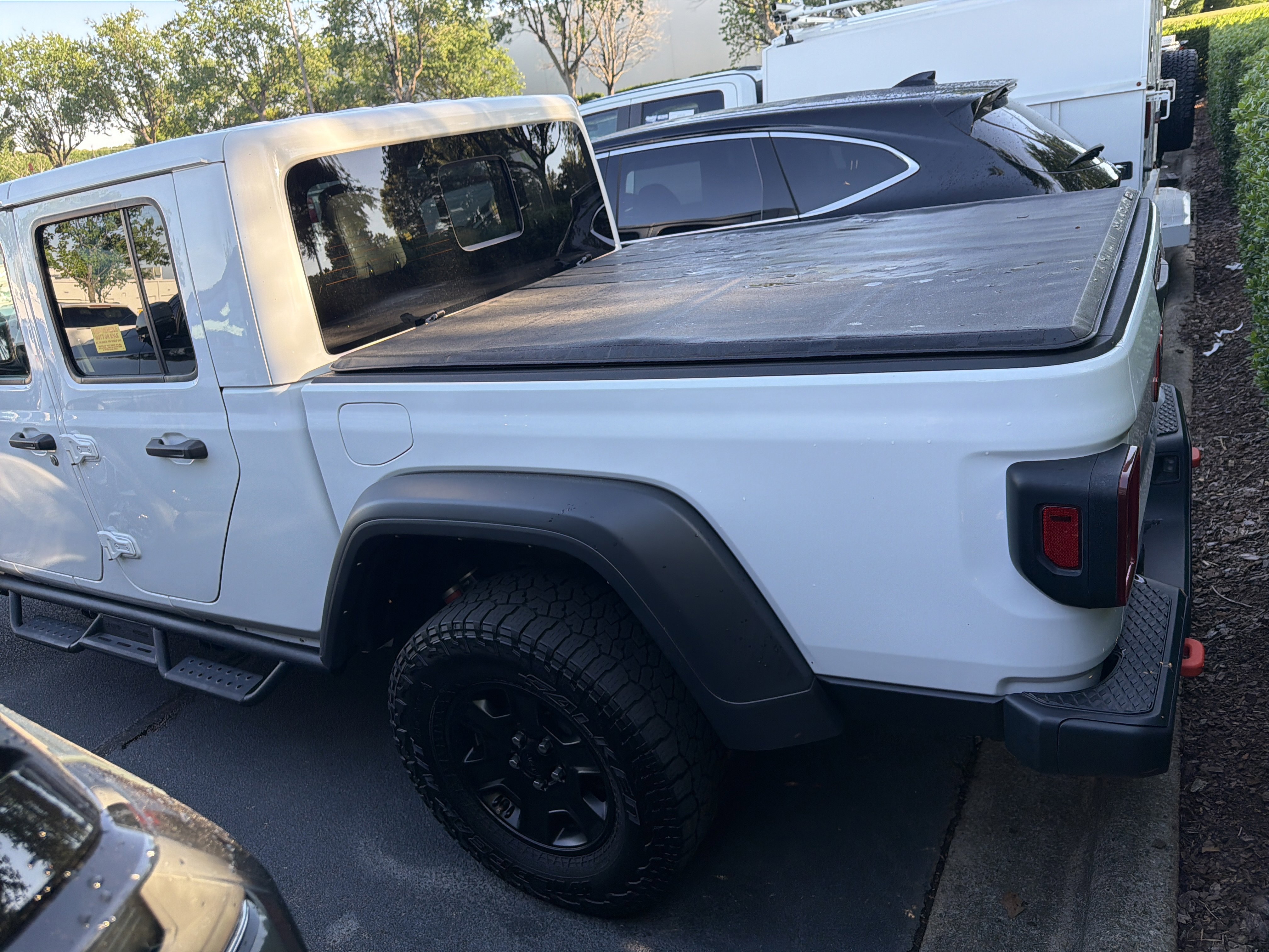 Used 2022 Jeep Gladiator Mojave w/ Trailer Tow Package AWD/4WD image 8