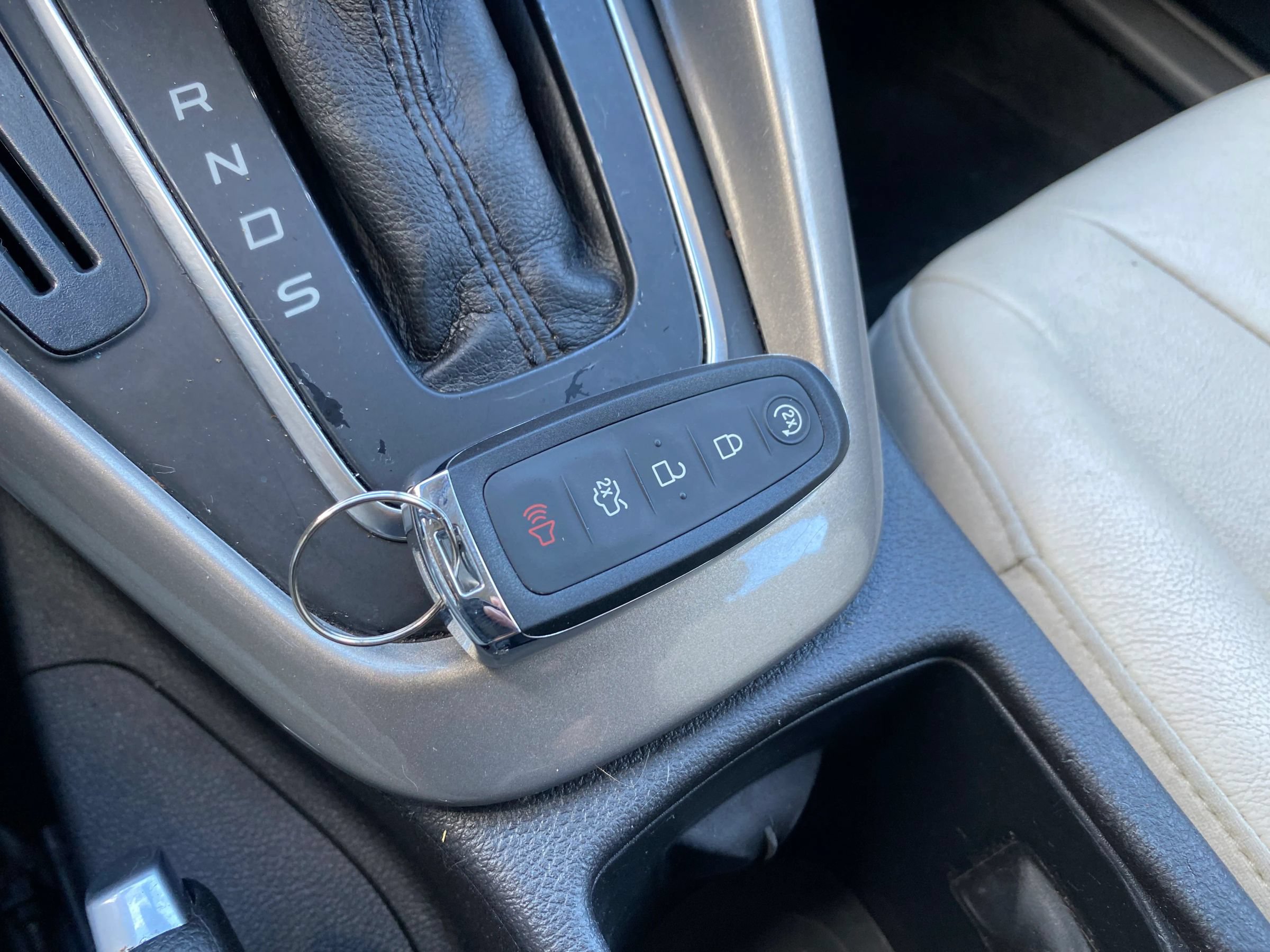 Used 2016 Ford Focus Titanium FWD image 21