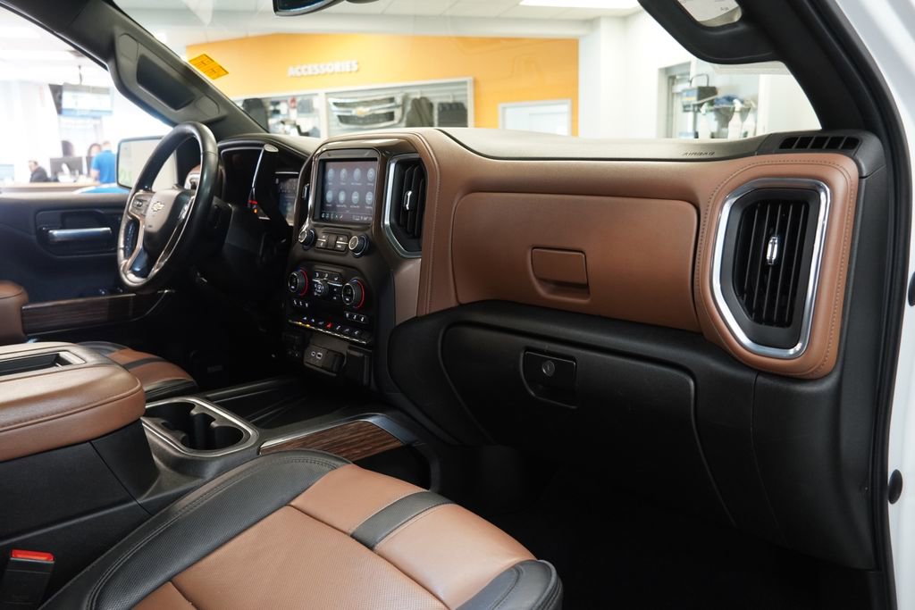 Used 2022 Chevrolet Silverado 1500 High Country image 37