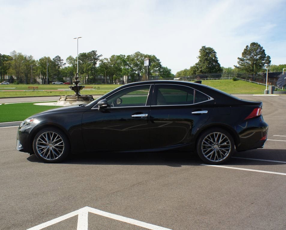 Used 2015 Lexus IS 250 w/ Navigation System Package RWD image 16