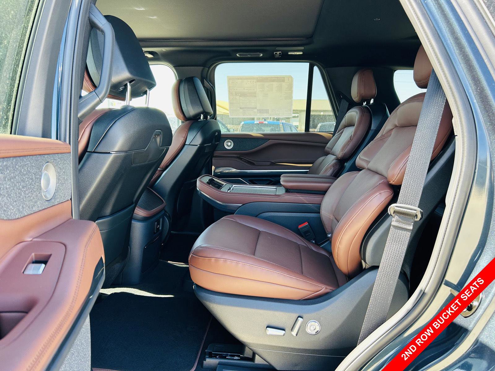 New 2026 Lincoln Navigator Reserve image 40