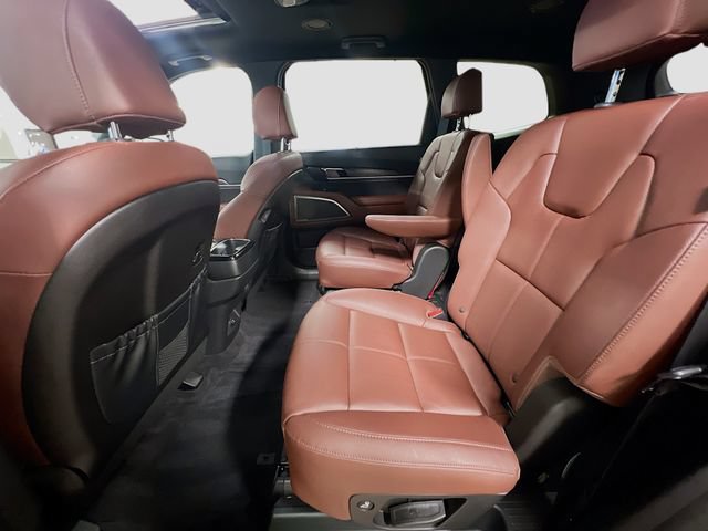 Certified 2023 Kia Telluride EX w/ EX Captain's Chair Package FWD image 25
