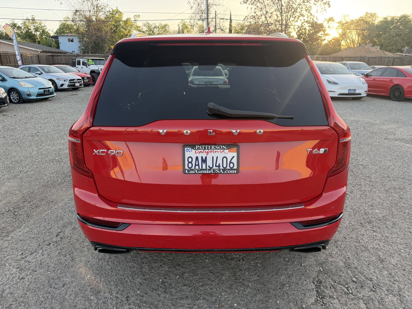 Used 2017 Volvo XC90 T6 R-Design w/ Vision Package image 6