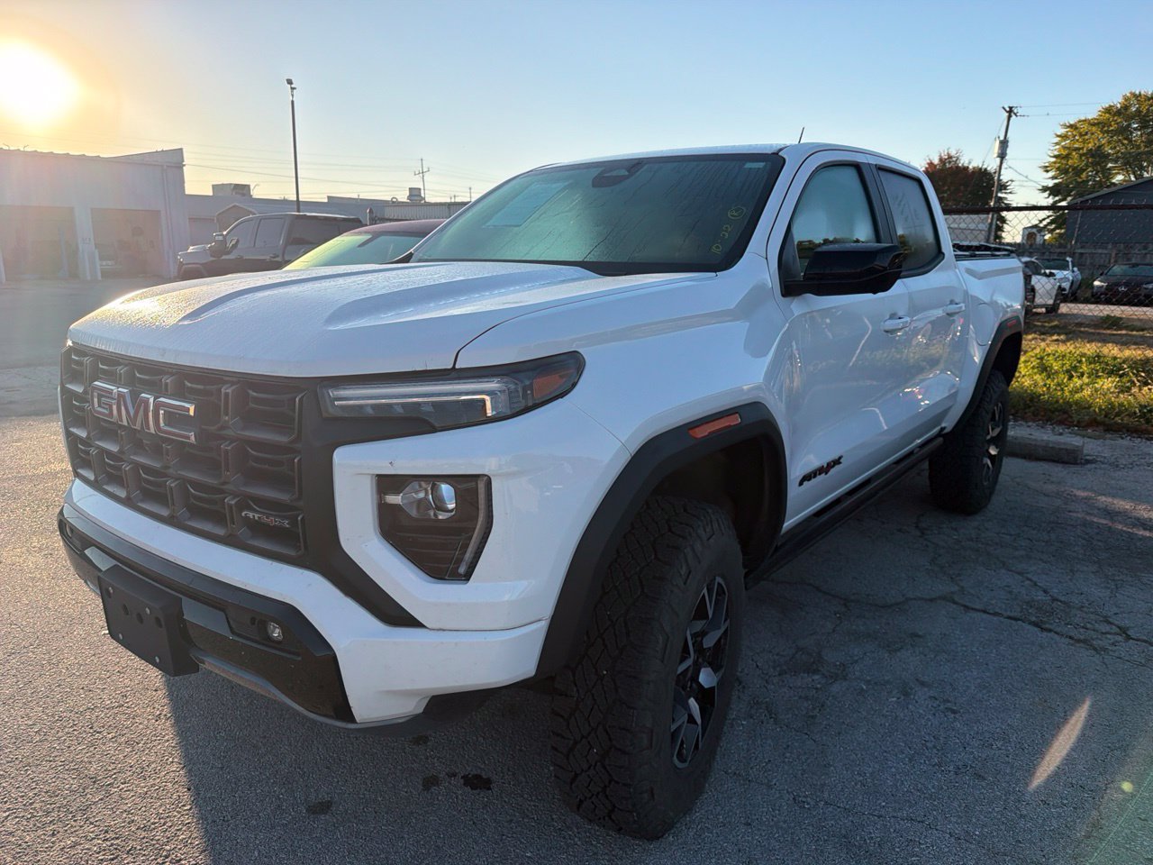 Used 2024 GMC Canyon AT4X AWD/4WD image 8