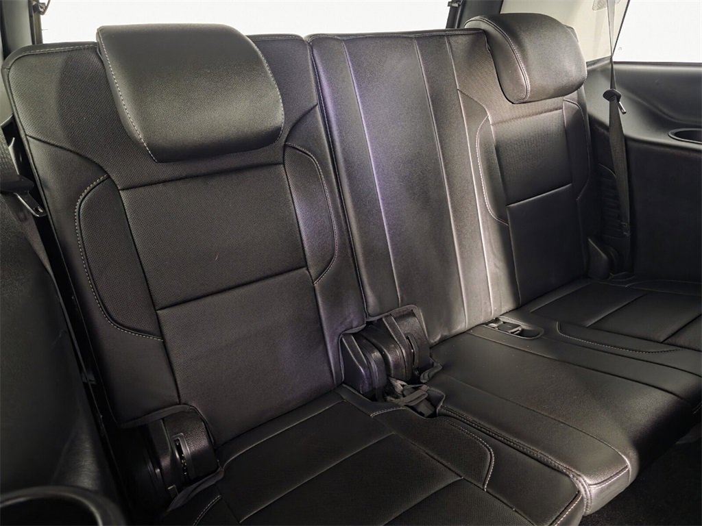 Used 2020 GMC Yukon SLT w/ Premium Edition image 31