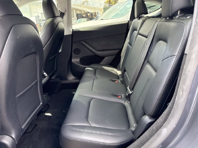 Used 2023 Tesla Model Y Long Range AWD/4WD image 24