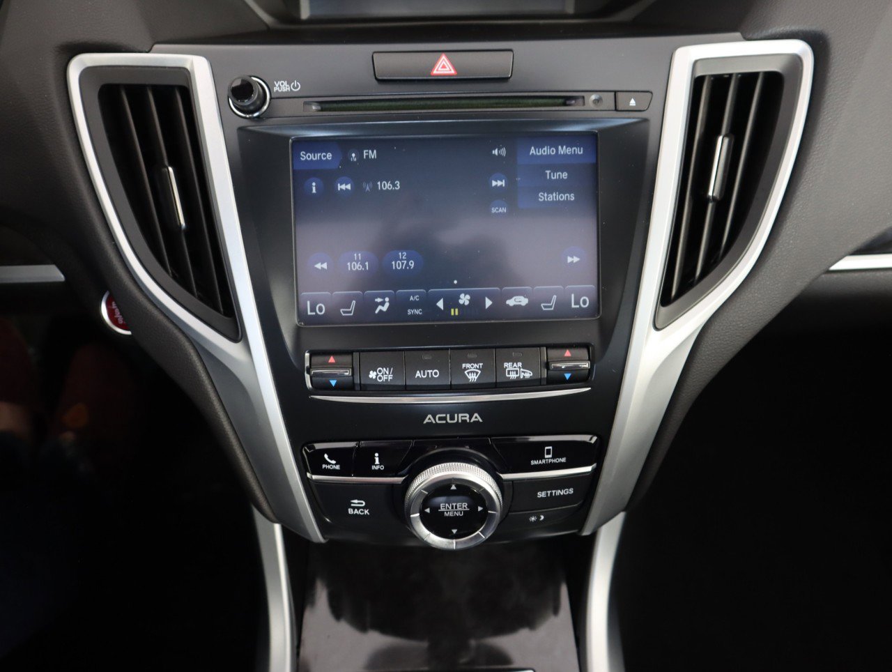 Used 2020 Acura TLX V6 SH-AWD image 23