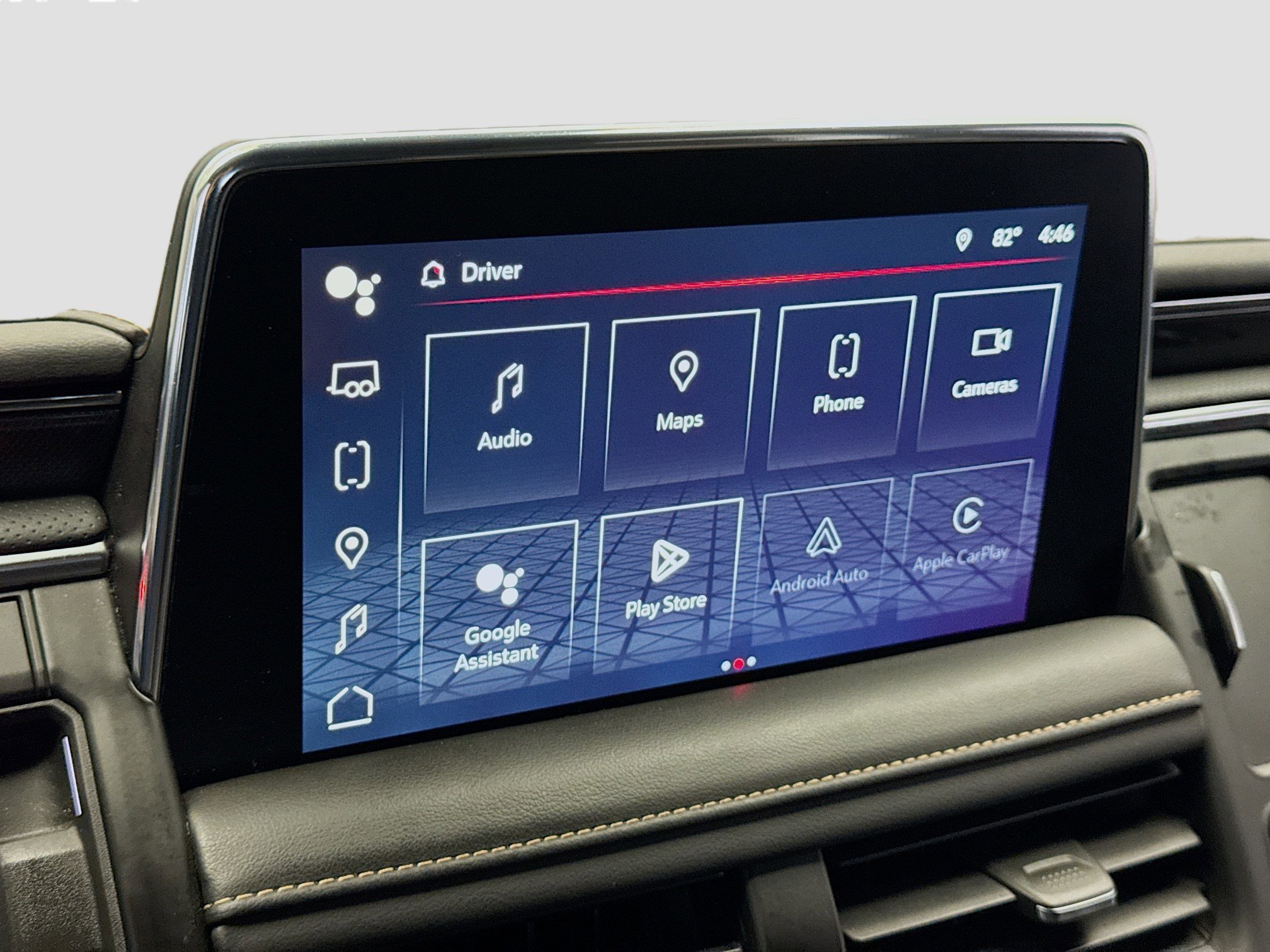 Used 2023 GMC Yukon AT4 w/ AT4 Premium Plus Package AWD/4WD image 9