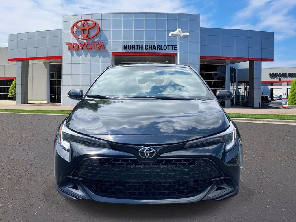 Used 2024 Toyota Corolla SE FWD image 3