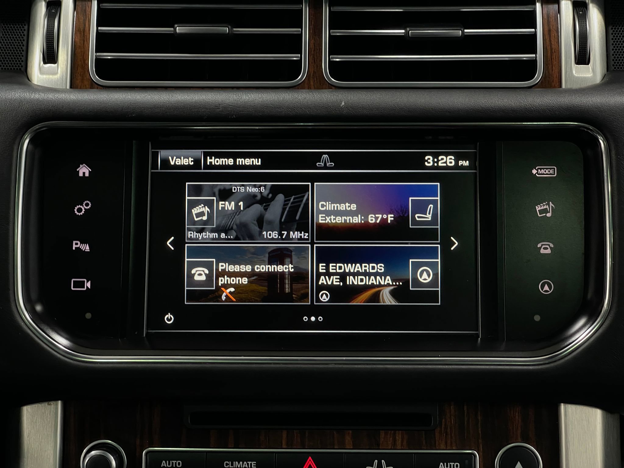 Used 2016 Land Rover Range Rover Supercharged image 23