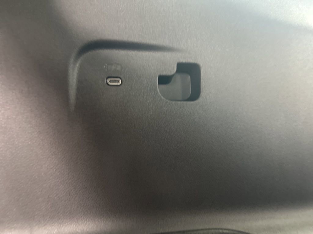 New 2026 Chevrolet Traverse RS image 21