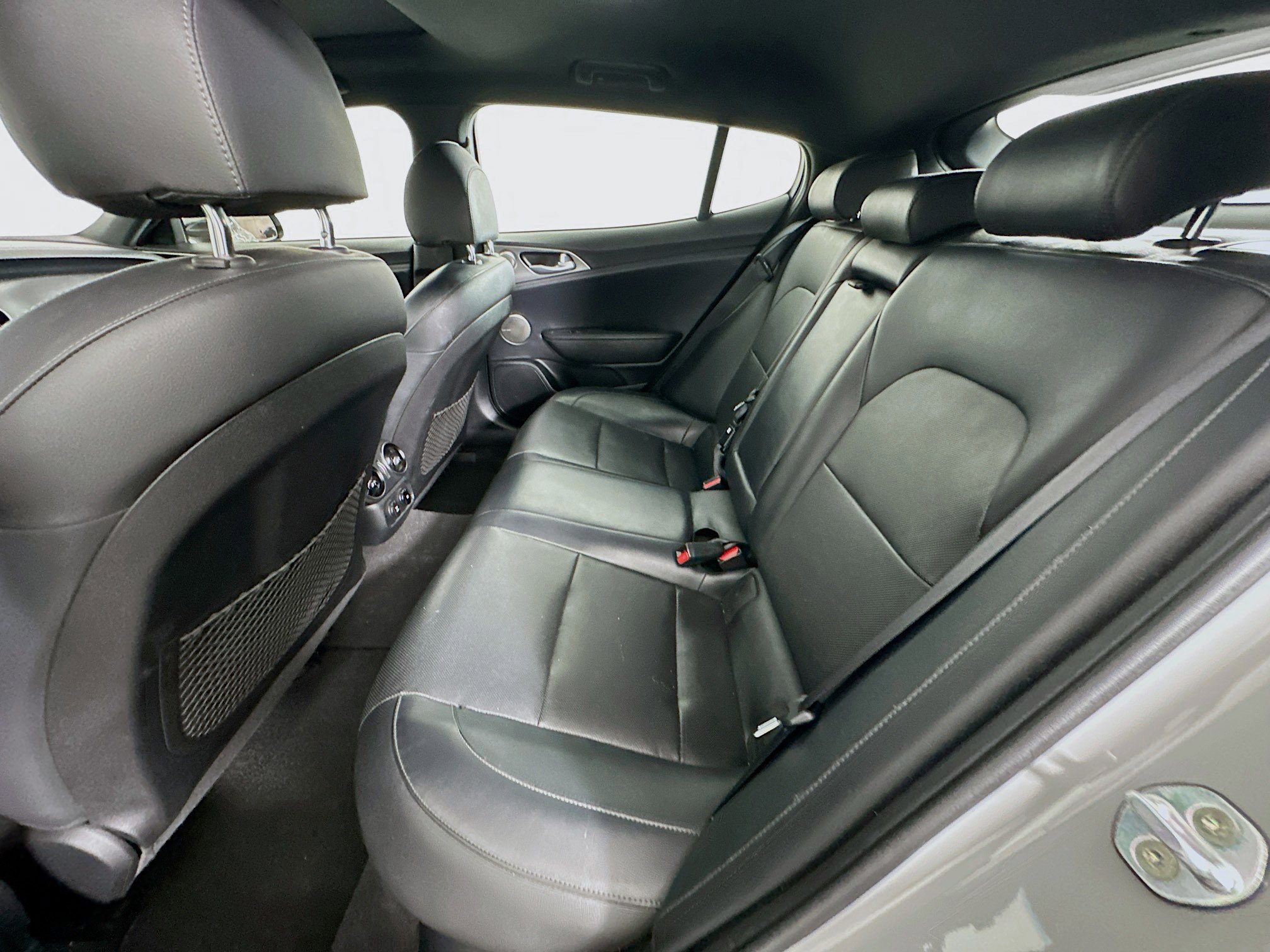 Used 2020 Kia Stinger GT1 image 29