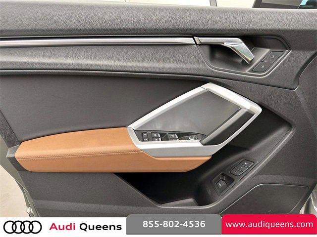 Used 2022 Audi Q3 2.0T Premium Plus w/ Premium Plus Package image 16