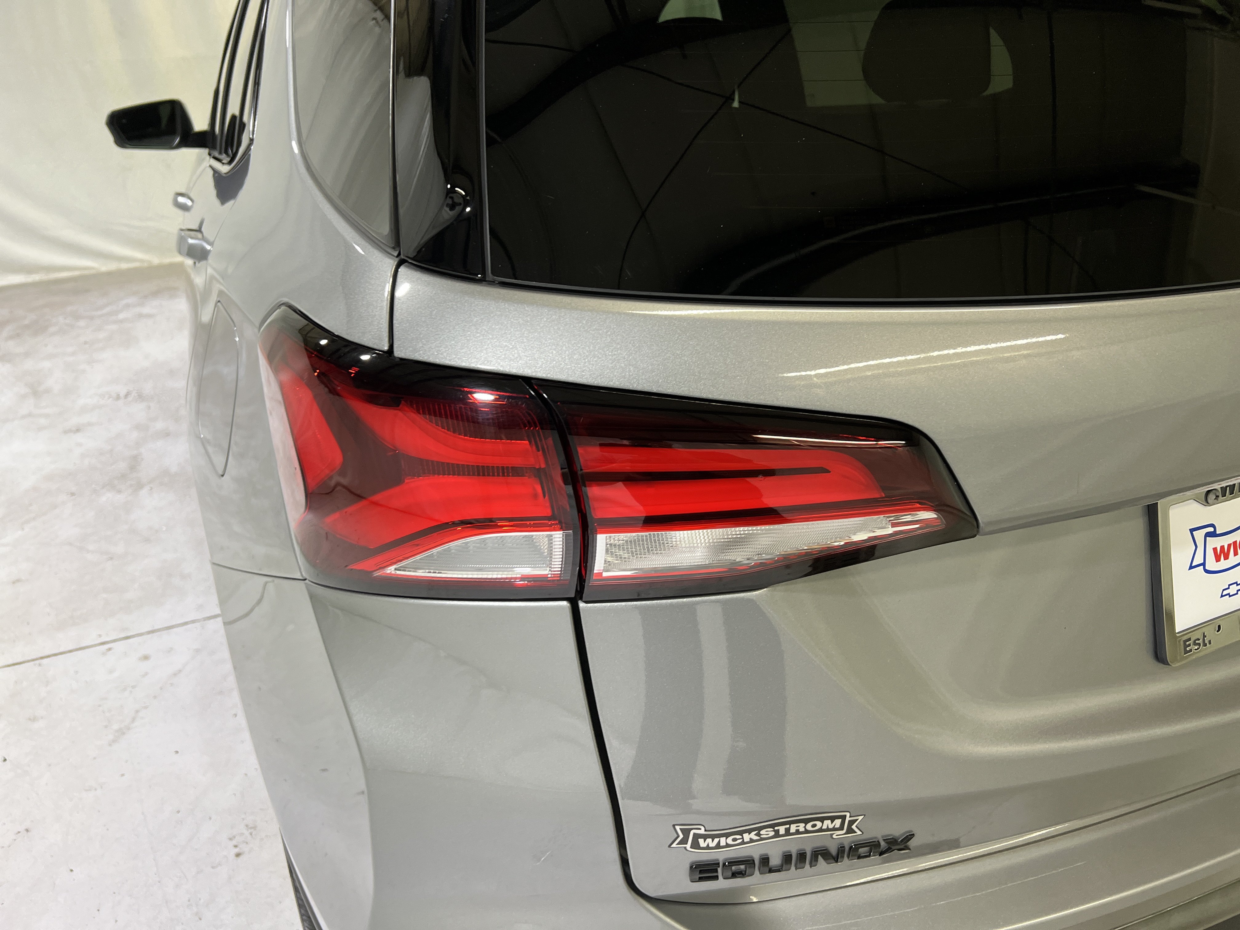 Used 2023 Chevrolet Equinox RS AWD/4WD image 10