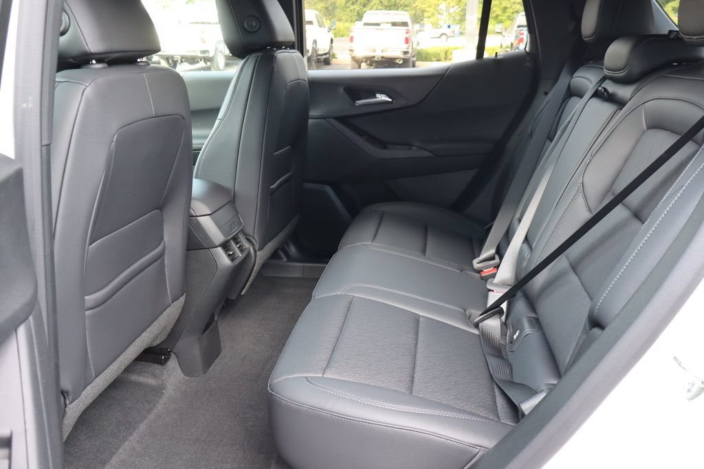 New 2027 Chevrolet Equinox LT w/ Convenience Package II FWD image 21