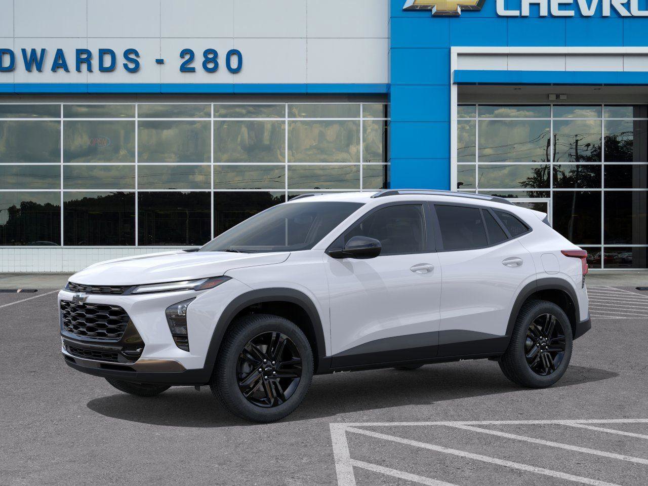 New 2026 Chevrolet Trax ACTIV w/ Driver Confidence Package image 2