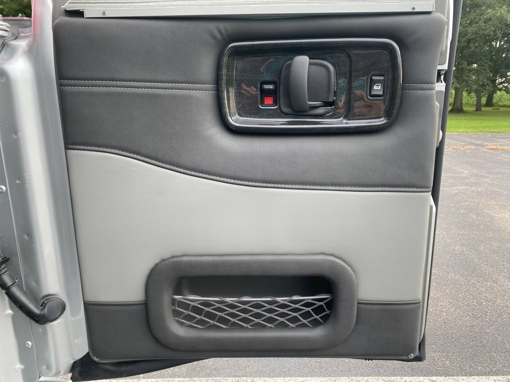 Used 2025 Chevrolet Express 2500 Extended w/ Driver Convenience Package RWD image 19