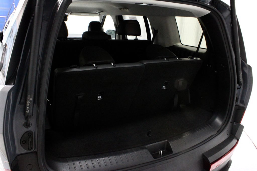 Used 2025 Hyundai Santa Fe SEL FWD image 13