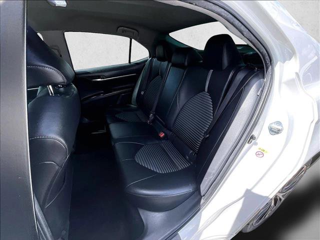 Used 2018 Toyota Camry SE image 24
