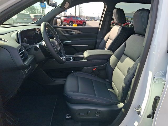 New 2026 Chevrolet Traverse LT w/ Driver Confidence Package AWD/4WD image 10
