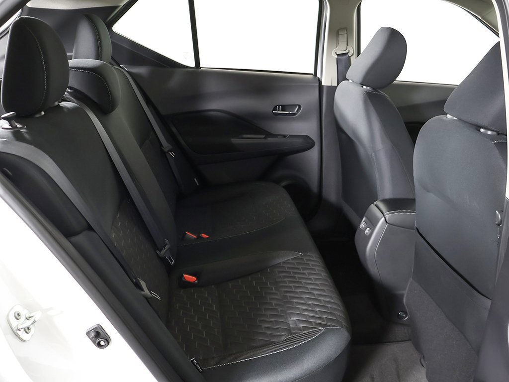 Used 2023 Nissan Kicks SV image 31