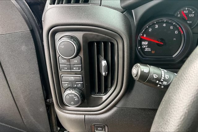 Used 2023 Chevrolet Silverado 1500 Custom AWD/4WD image 16