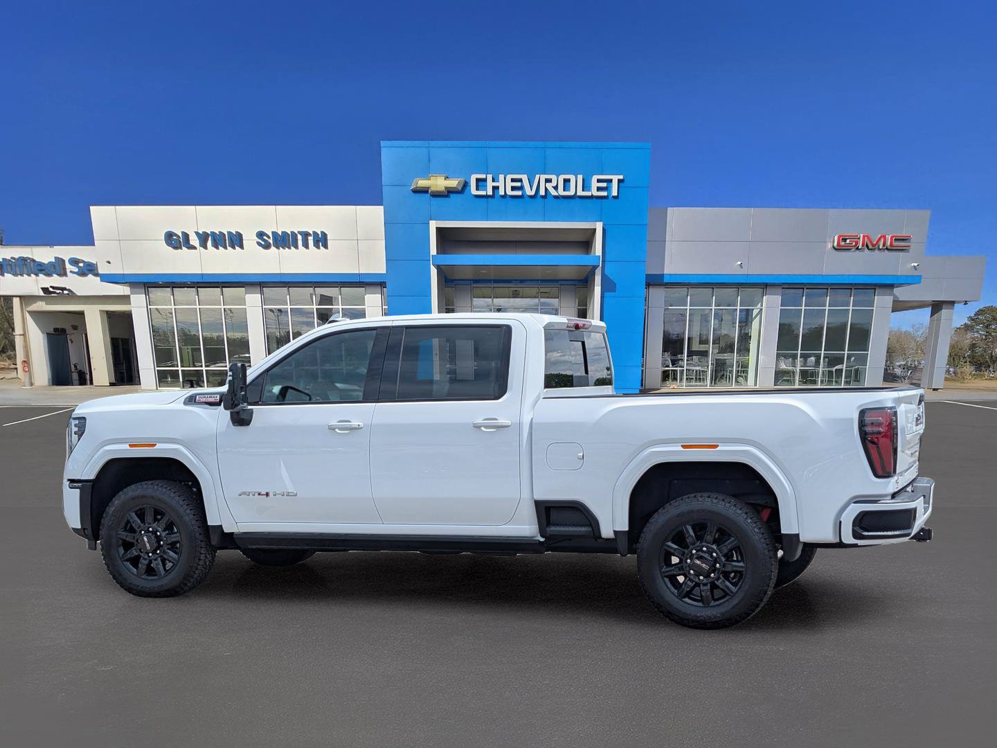 New 2026 GMC Sierra 2500 AT4 w/ AT4 Premium Plus Package AWD/4WD image 13