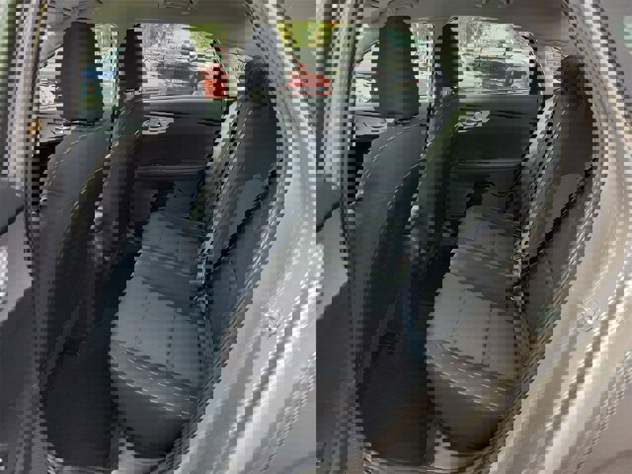 Used 2024 Kia Forte LXS image 9