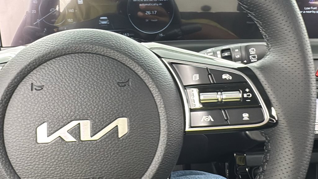 New 2026 Kia Seltos SX image 24