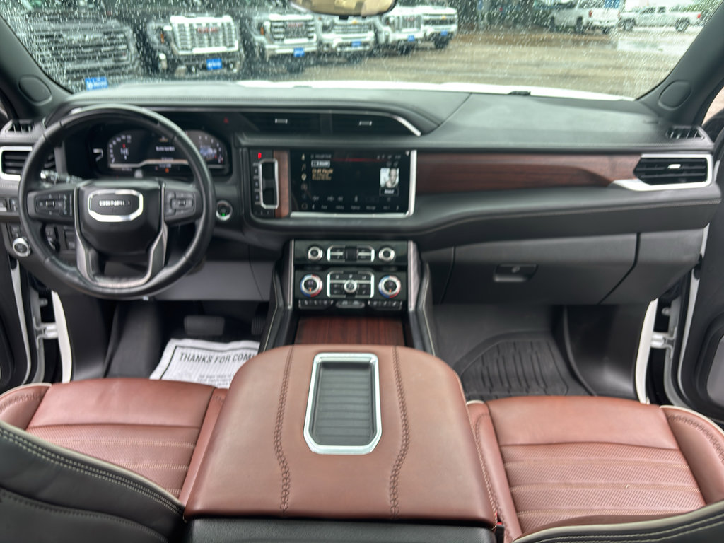 Certified 2023 GMC Yukon Denali Ultimate AWD/4WD image 24