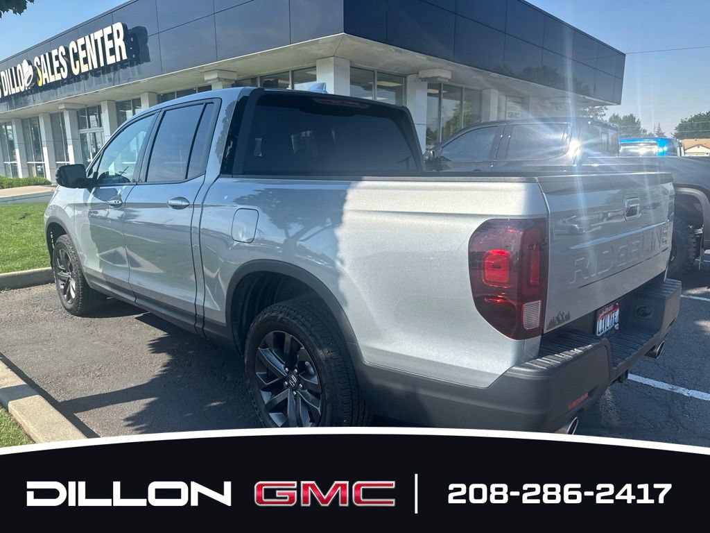 Used 2024 Honda Ridgeline Sport image 4