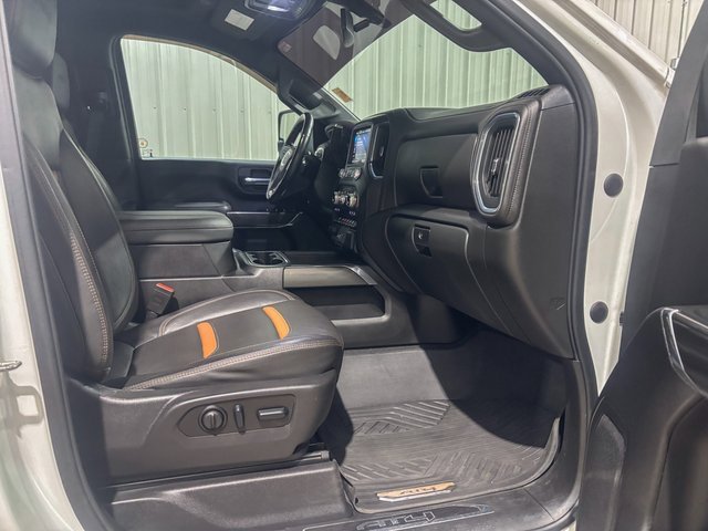 Used 2023 GMC Sierra 2500 AT4 w/ Gooseneck/5TH Wheel Package image 27