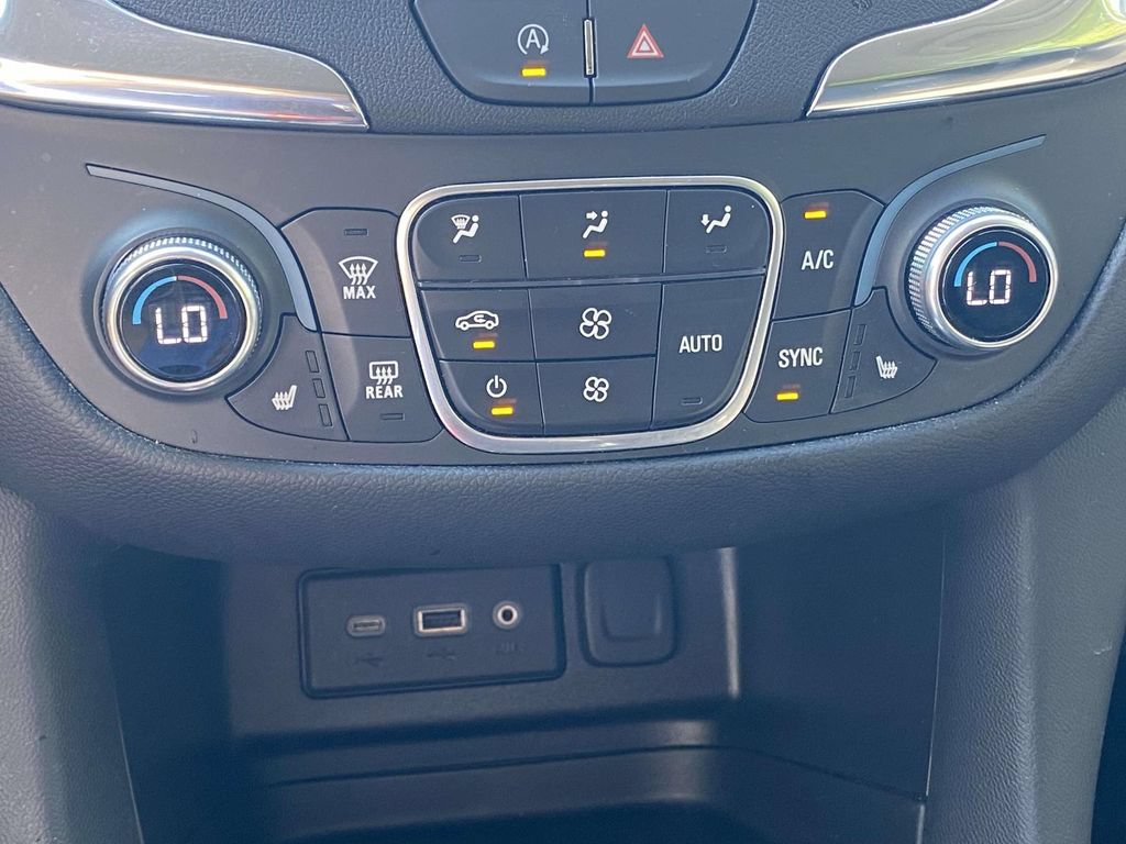 Used 2024 Chevrolet Equinox LT AWD/4WD image 27