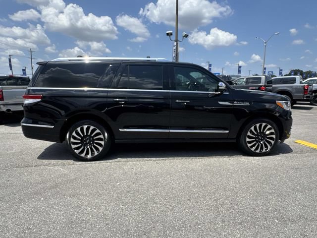Certified 2023 Lincoln Navigator L Black Label AWD/4WD image 4