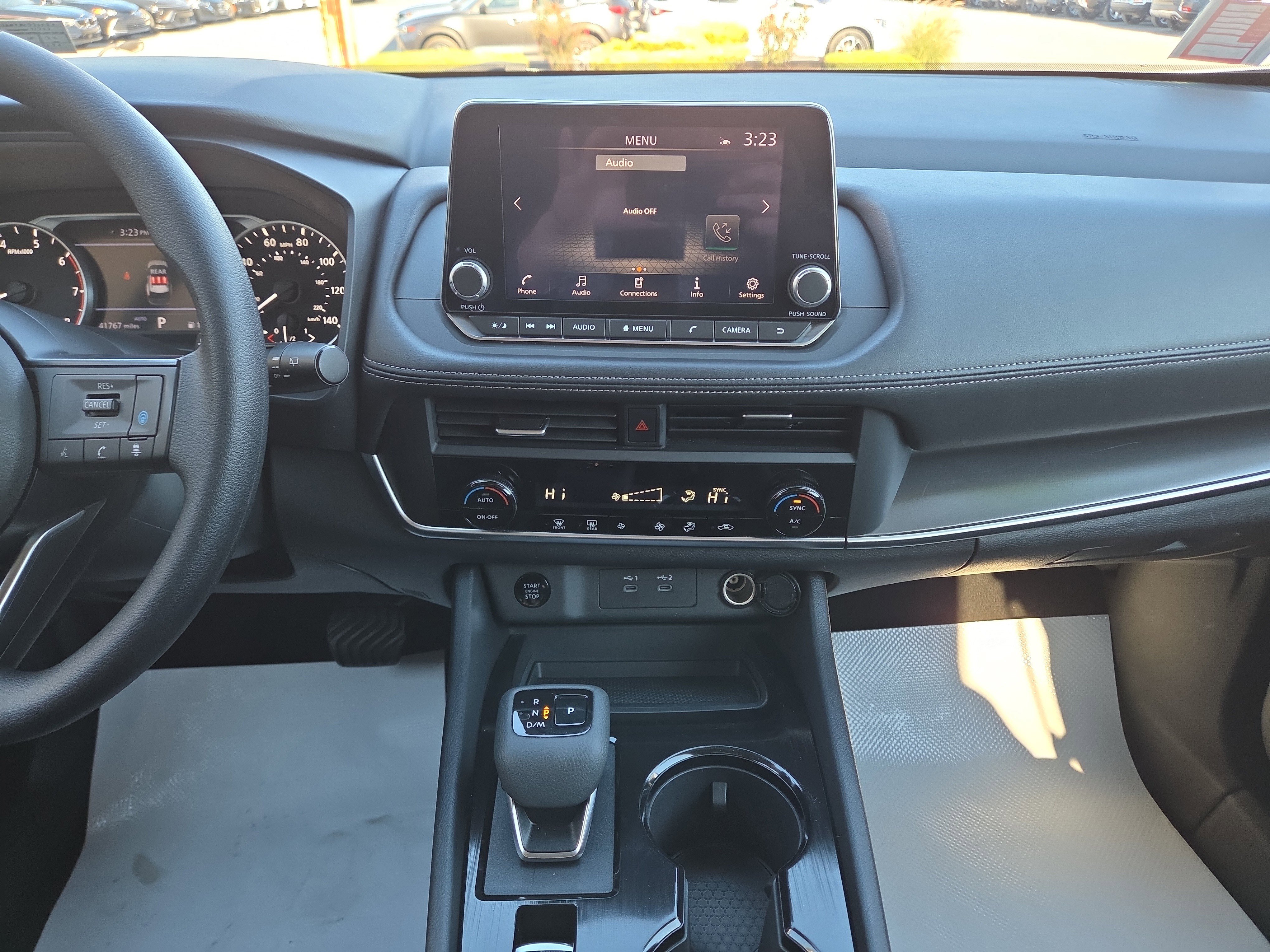 Used 2024 Nissan Rogue SV image 24
