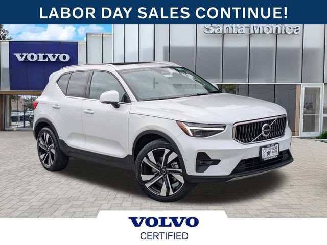 Certified 2023 Volvo XC40 B5 Ultimate AWD/4WD image 1