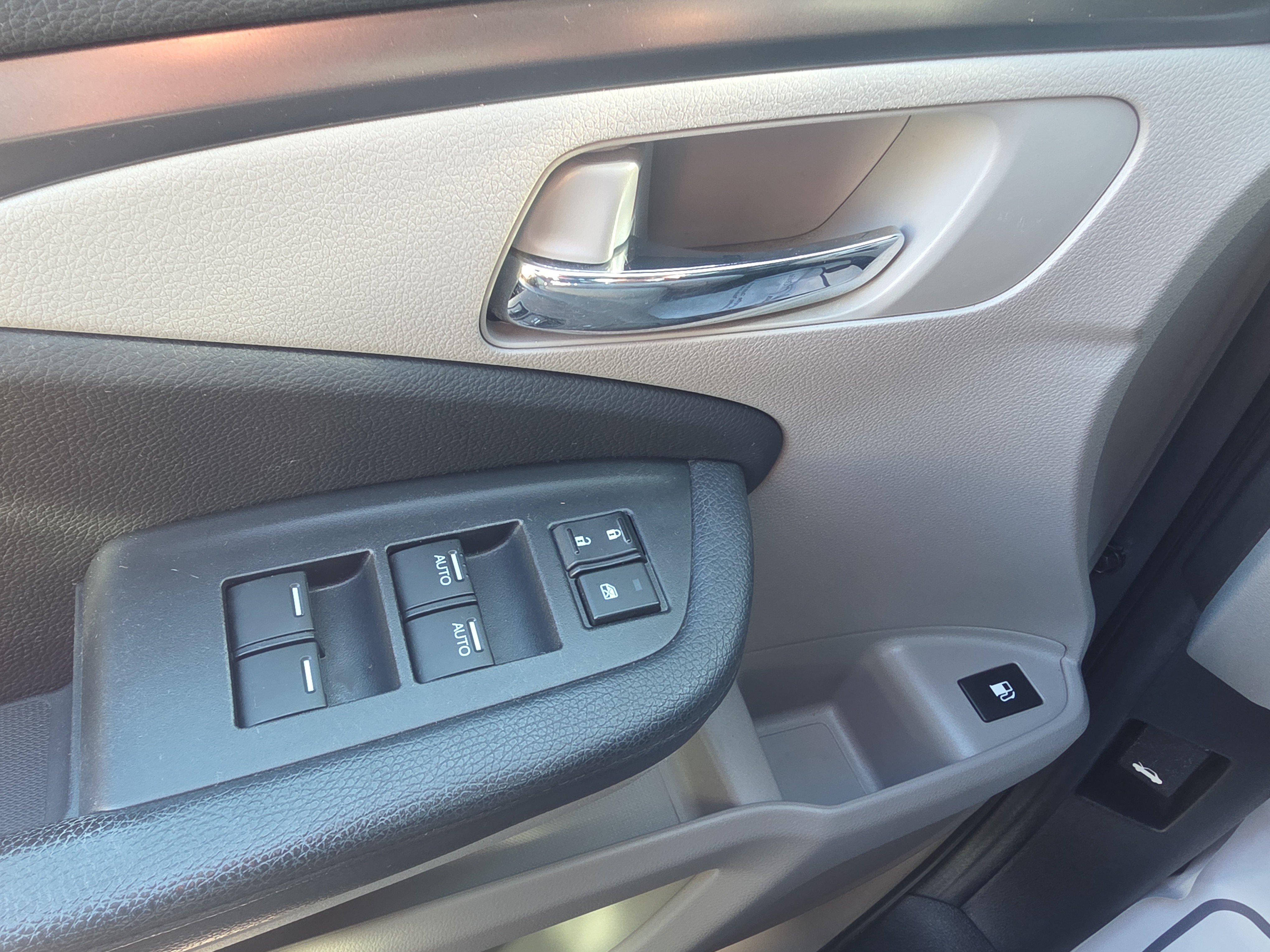 Used 2016 Honda Pilot EX image 33
