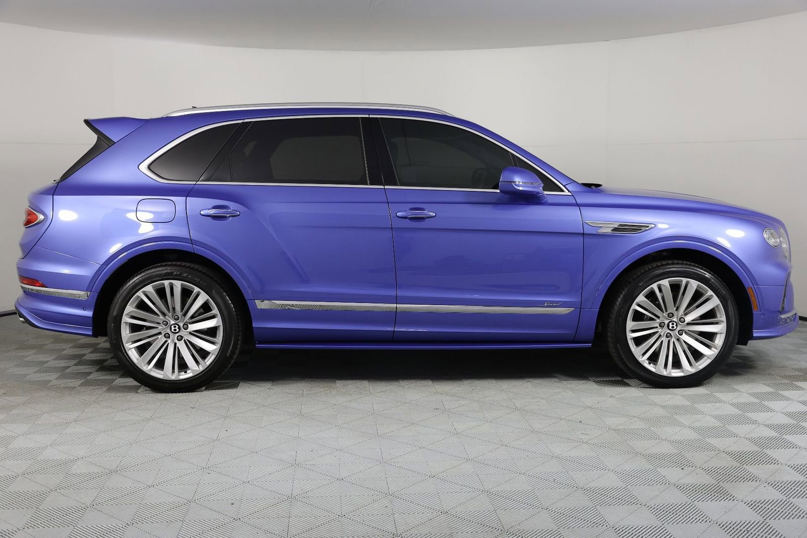 Certified 2023 Bentley Bentayga Speed image 10