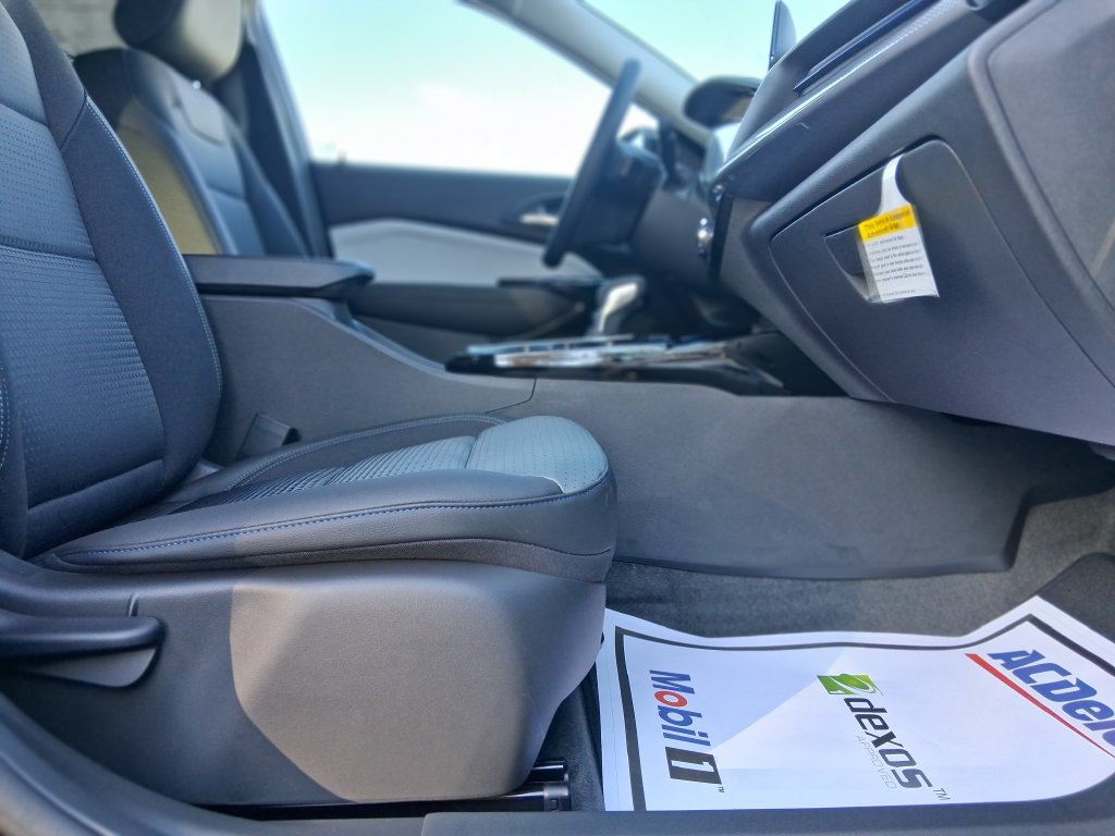 New 2026 Chevrolet Trax LT w/ Driver Confidence Package FWD image 11