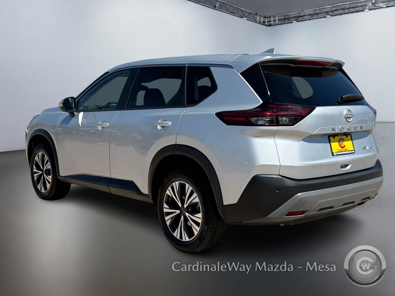 Used 2023 Nissan Rogue SV AWD/4WD image 7