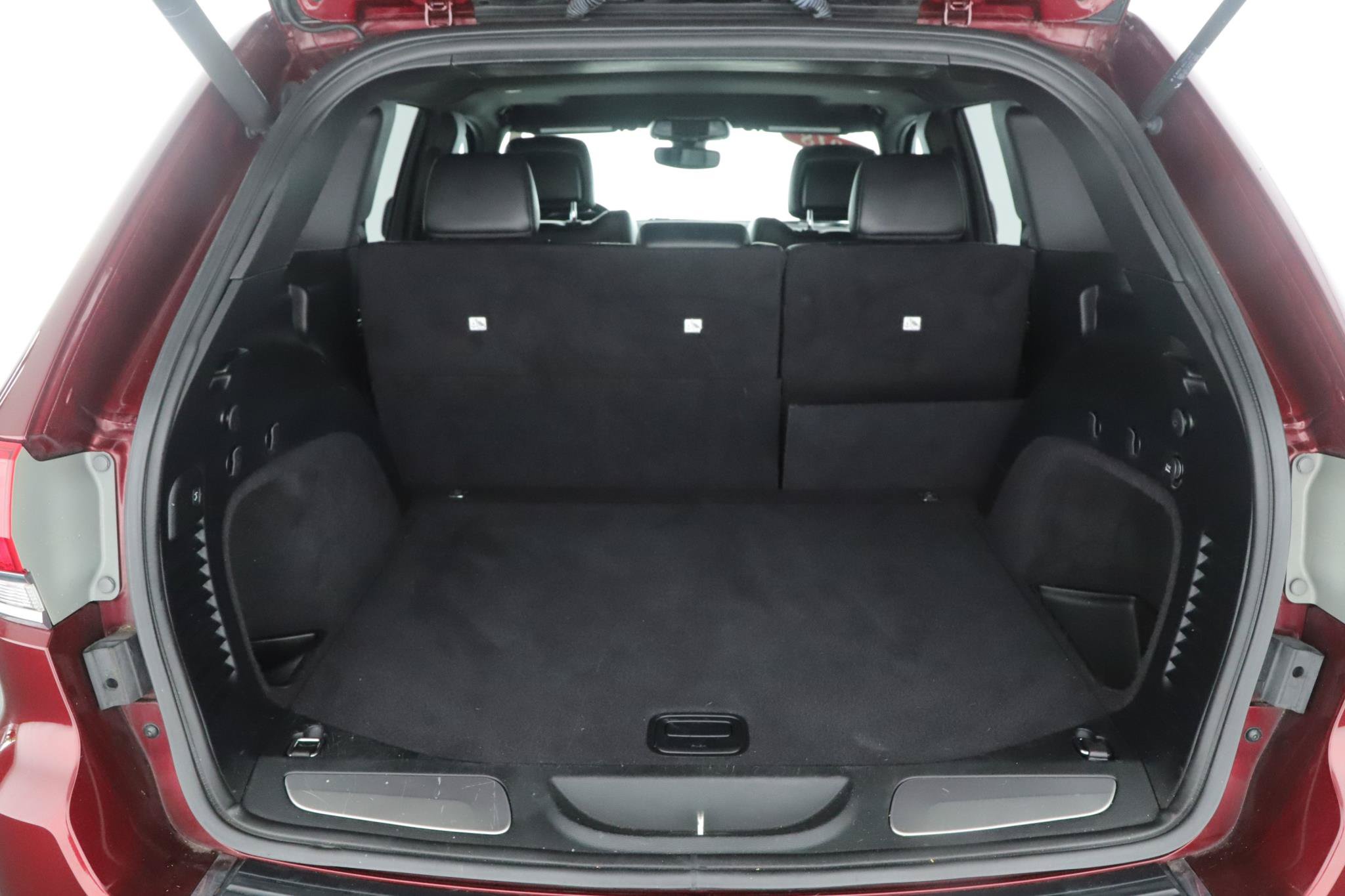 Used 2018 Jeep Grand Cherokee Limited AWD/4WD image 18