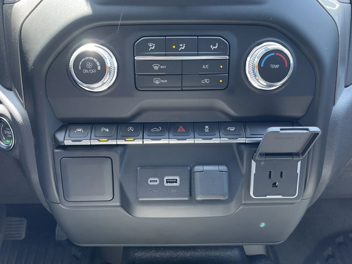 Used 2026 GMC Sierra 1500 Pro w/ Pro Value Package RWD image 16