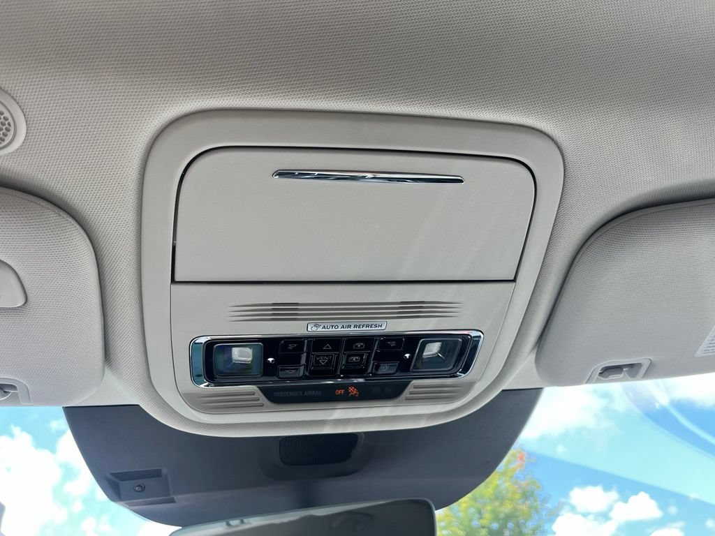 Used 2026 Lincoln Aviator AWD image 39
