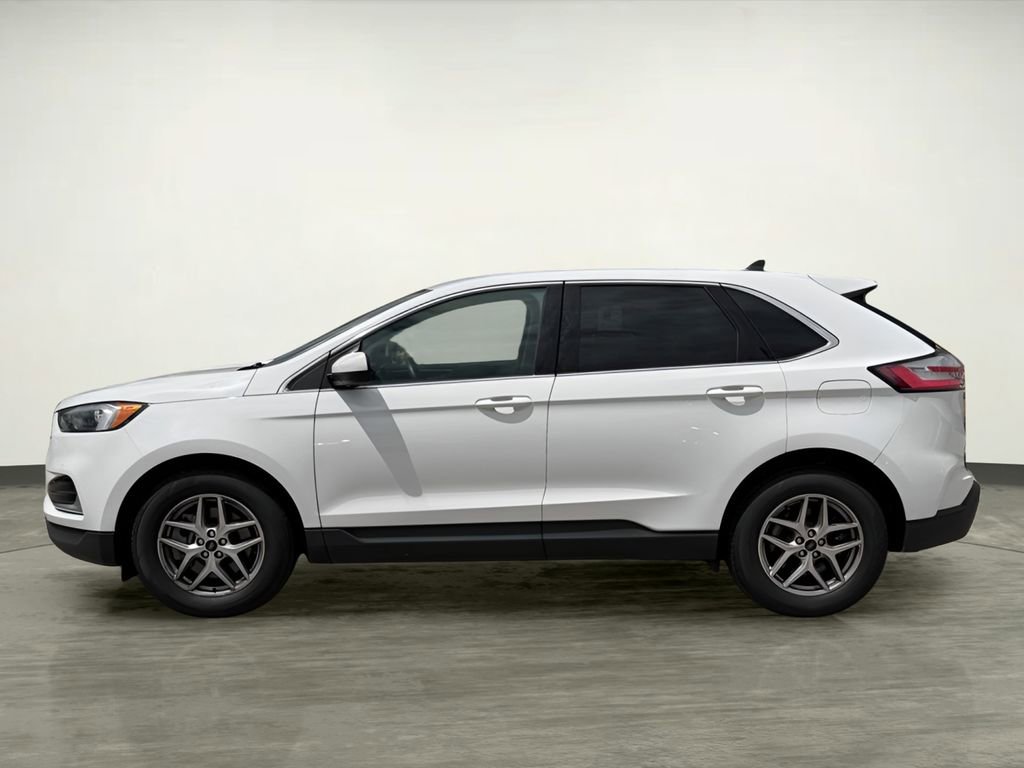 Certified 2024 Ford Edge SEL AWD/4WD image 3