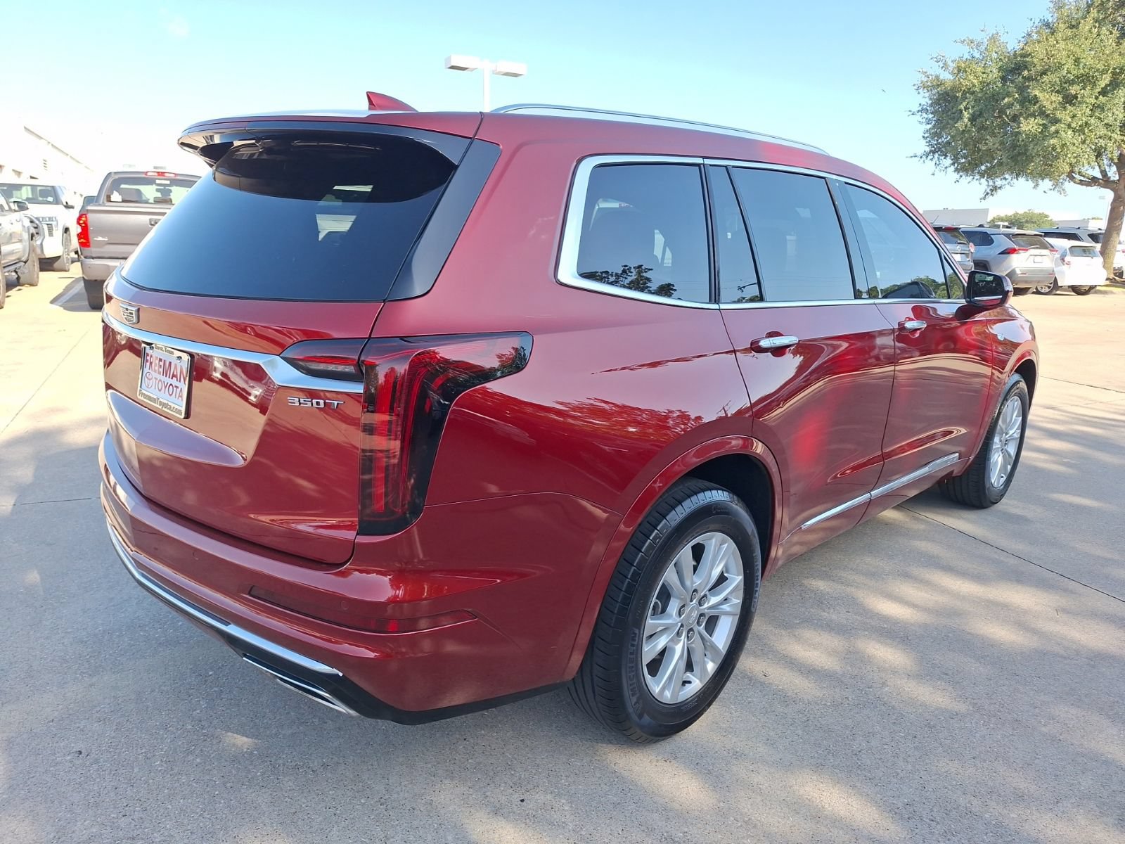 Used 2024 Cadillac XT6 Luxury FWD image 6
