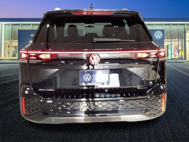 Used 2026 Volkswagen Tiguan SEL R-Line AWD/4WD image 27