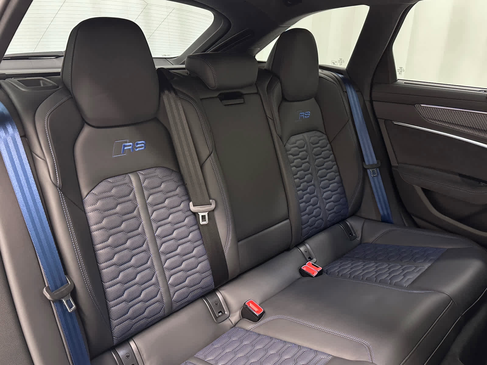 Used 2025 Audi RS 6 performance image 22
