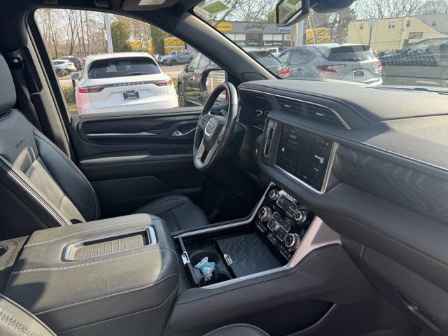 Used 2022 GMC Yukon Denali image 28