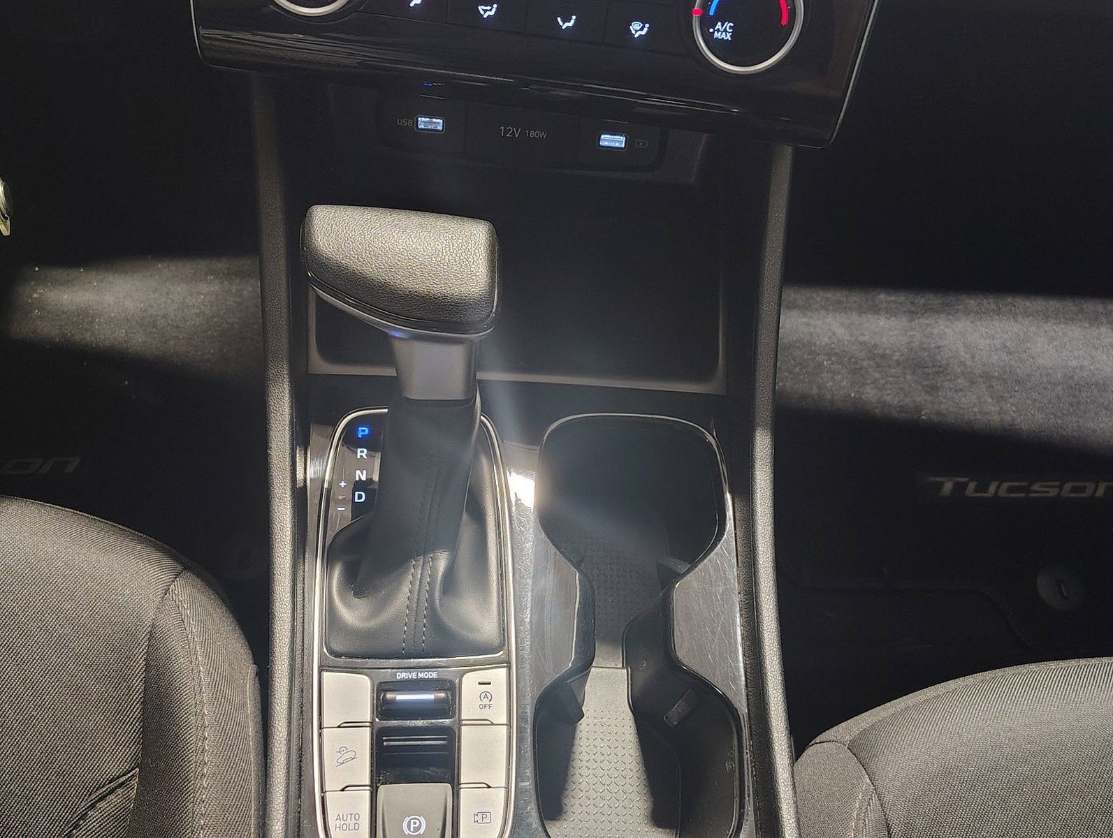 Certified 2024 Hyundai Tucson SE FWD image 6