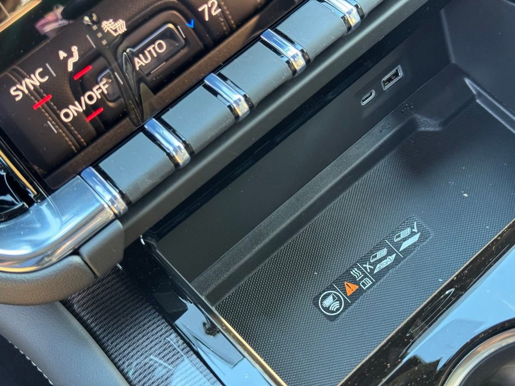 New 2026 GMC Yukon Elevation image 31